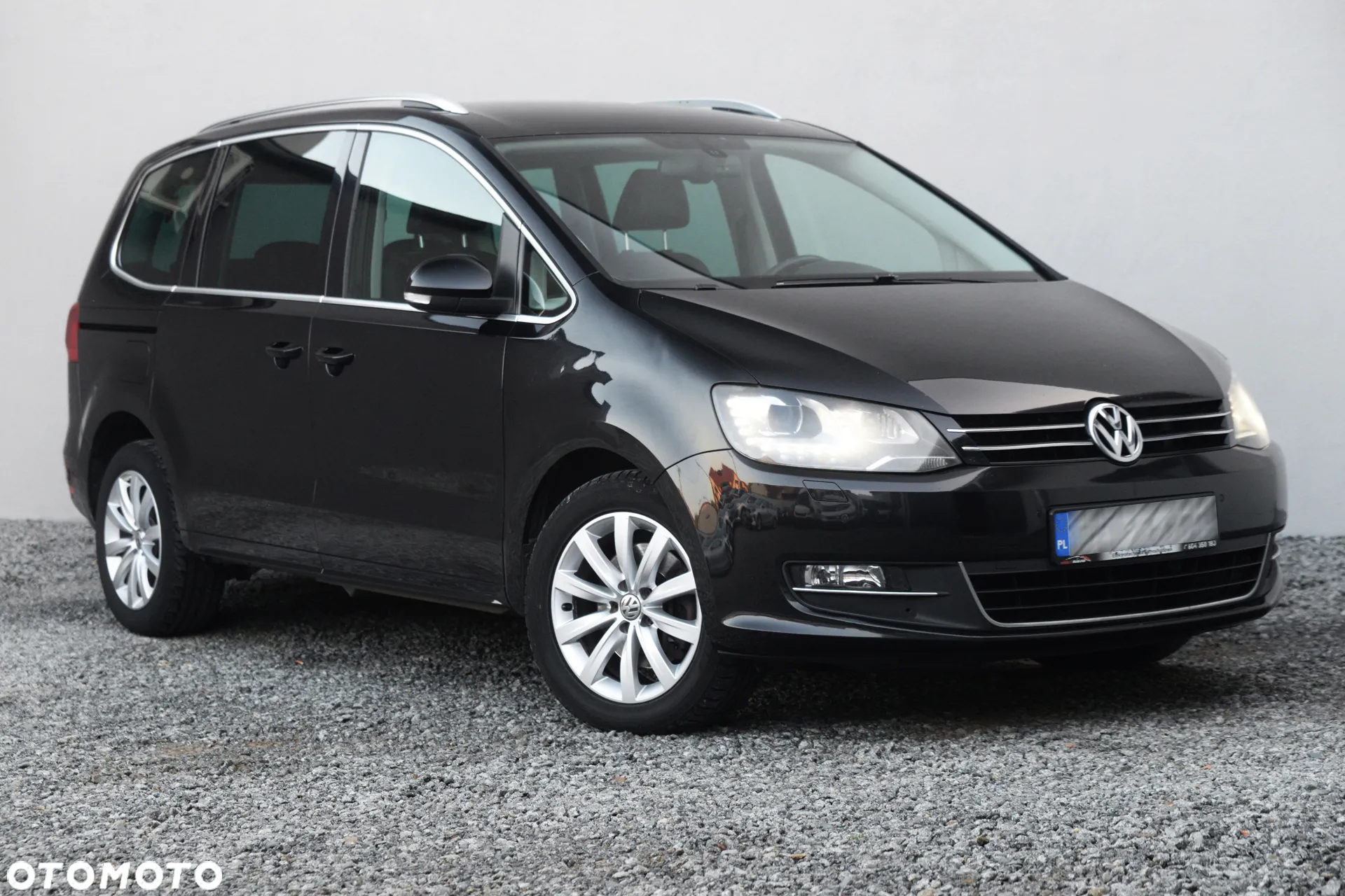Volkswagen Sharan 2.0 TDI Highline DSG - 2