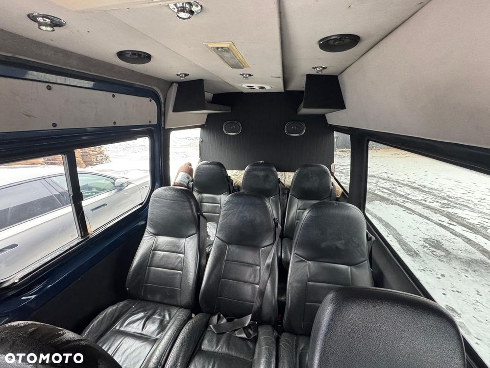 Mercedes-Benz sprinter - 2