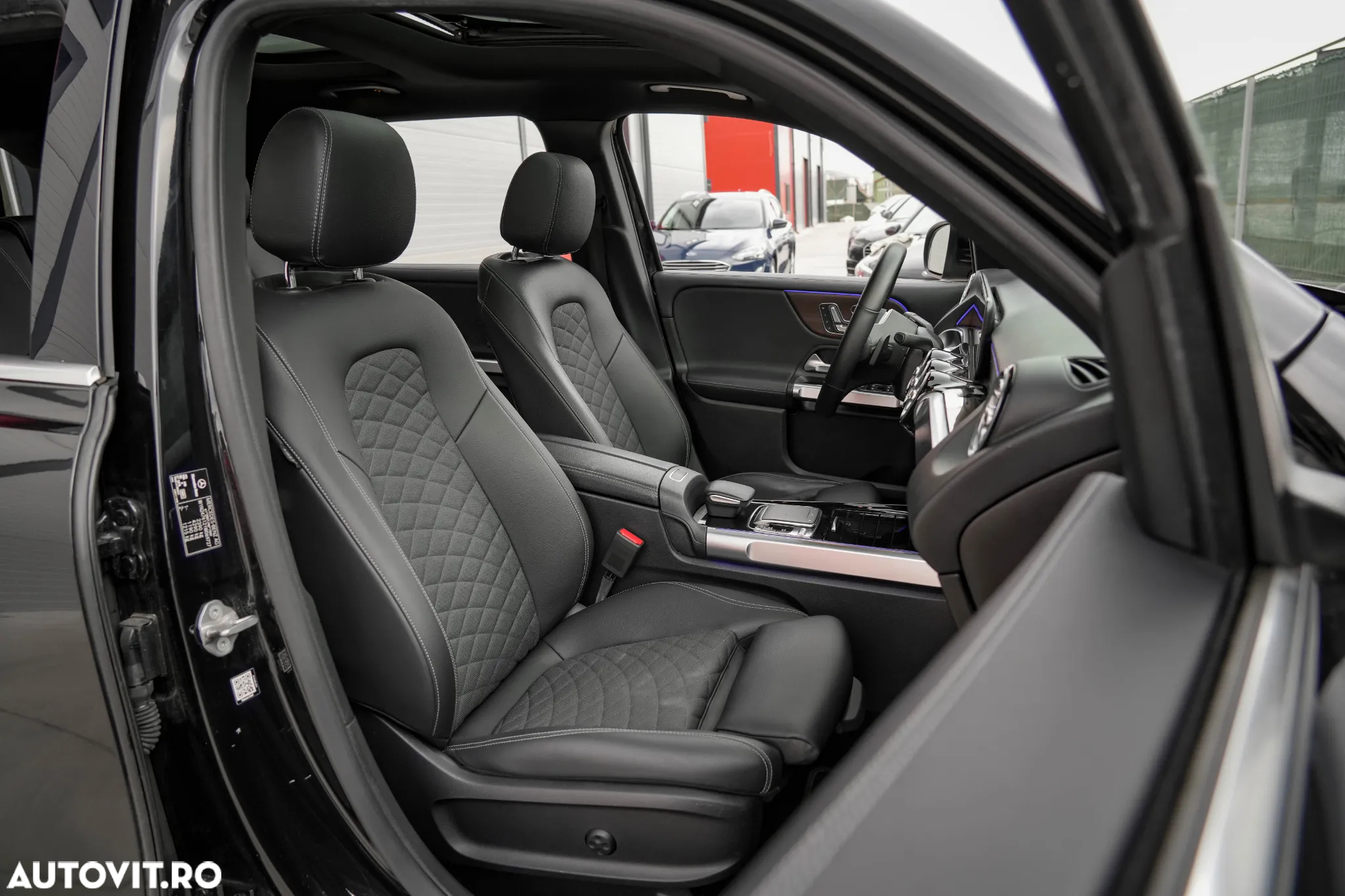 Mercedes-Benz GLB 200 d 4Matic 8G-DCT - 24