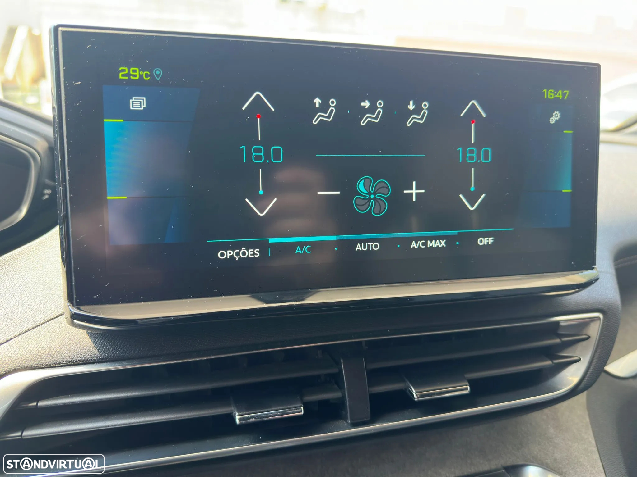 Peugeot 3008 1.6 Hybrid GT e-EAT8 - 22