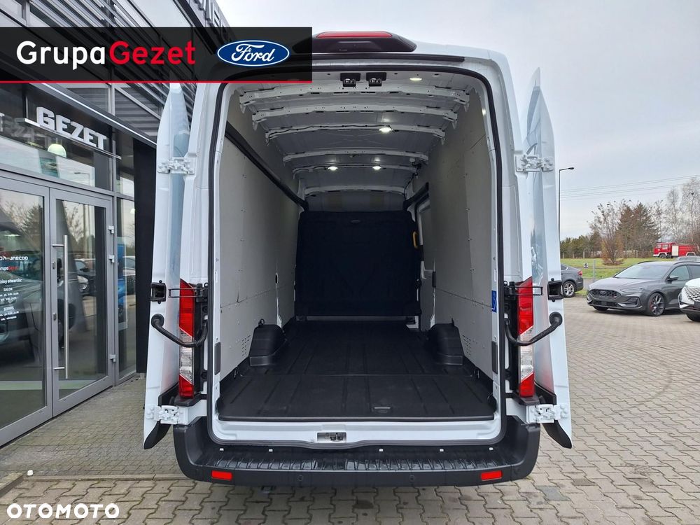 Ford Transit - 17
