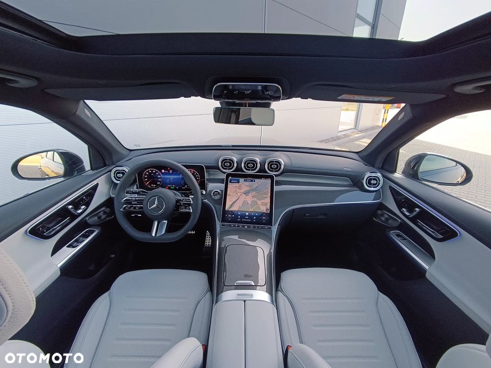 Mercedes-Benz GLC - 7