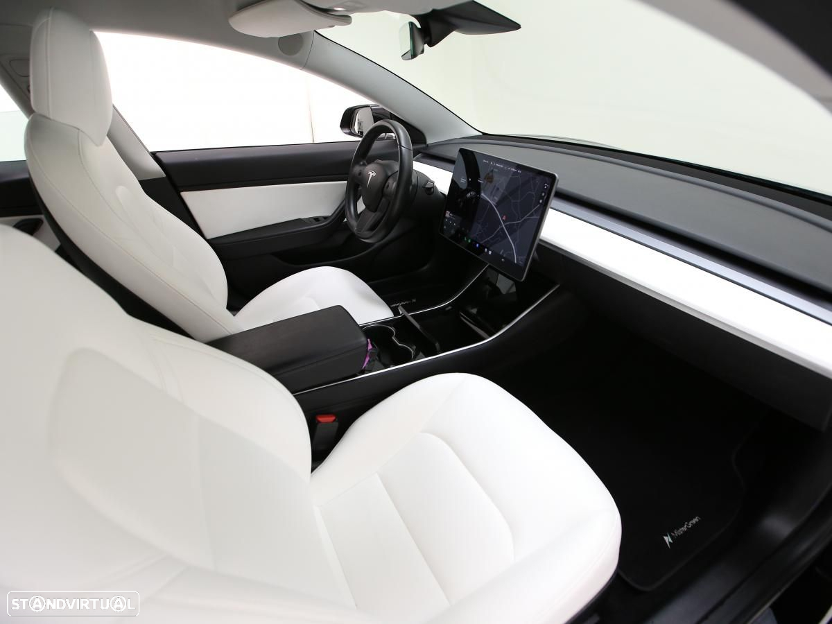 Tesla Model 3 AWD Dual Motor Performance - 9