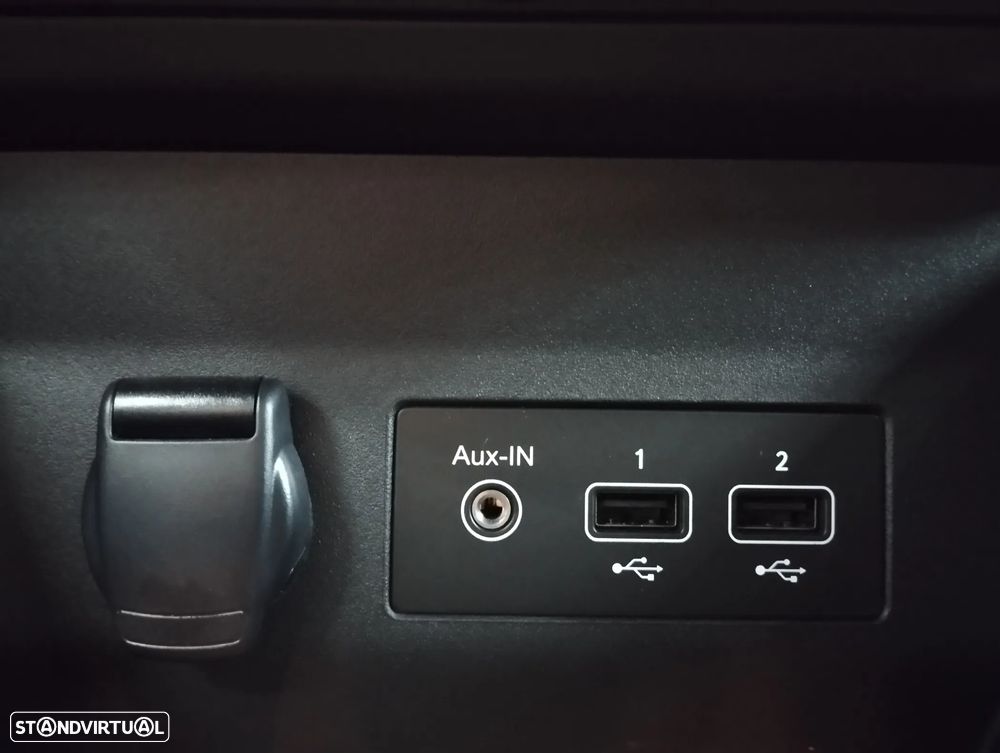 Renault Clio 1.0 TCe Evolution Bi-Fuel - 35