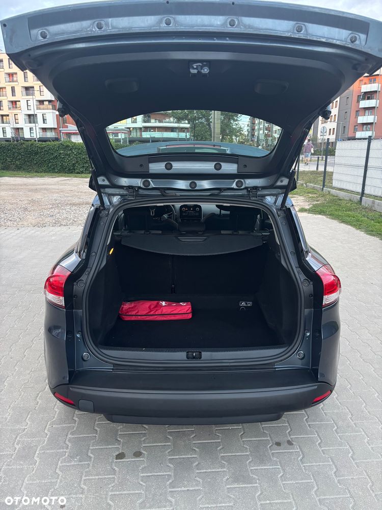 Renault Clio - 6