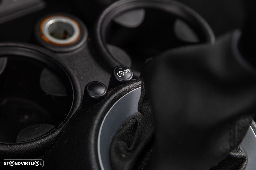 MINI 3 Portas One D - 40