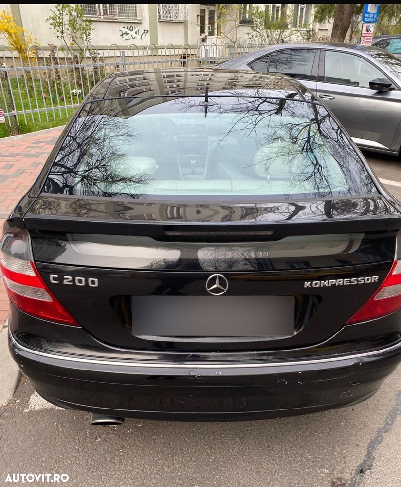 Mercedes-Benz C 200 Kompressor Sportcoupe - 9