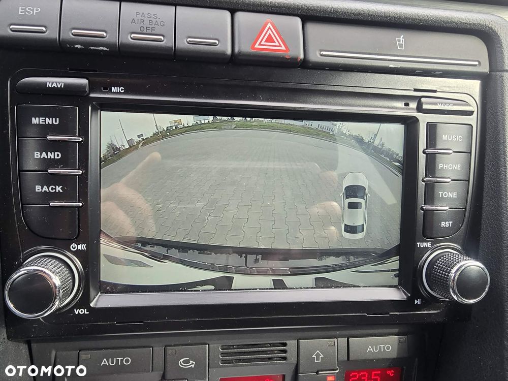 Audi A4 Avant 2.0 TDI DPF quattro - 33