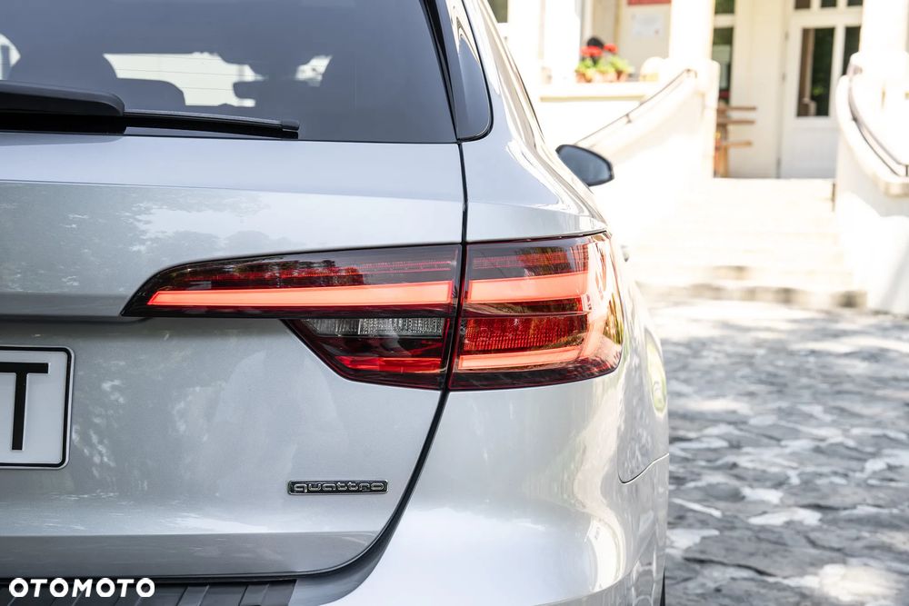 Audi A4 Avant 40 TDI Quattro S Line S tronic - 17