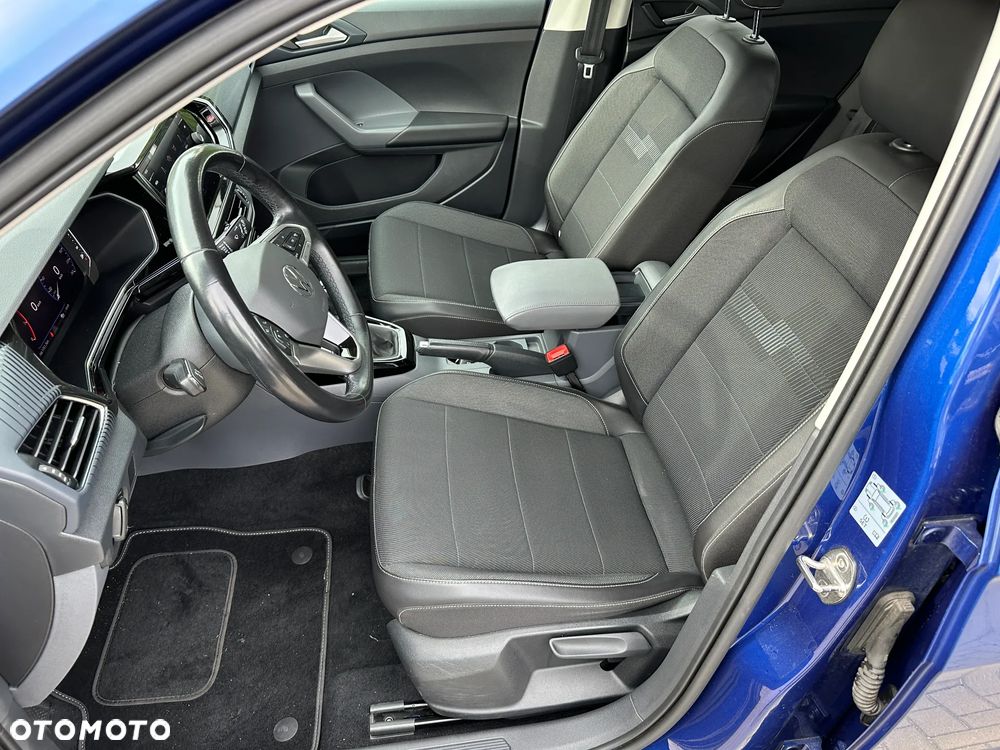 Volkswagen T-Cross - 22