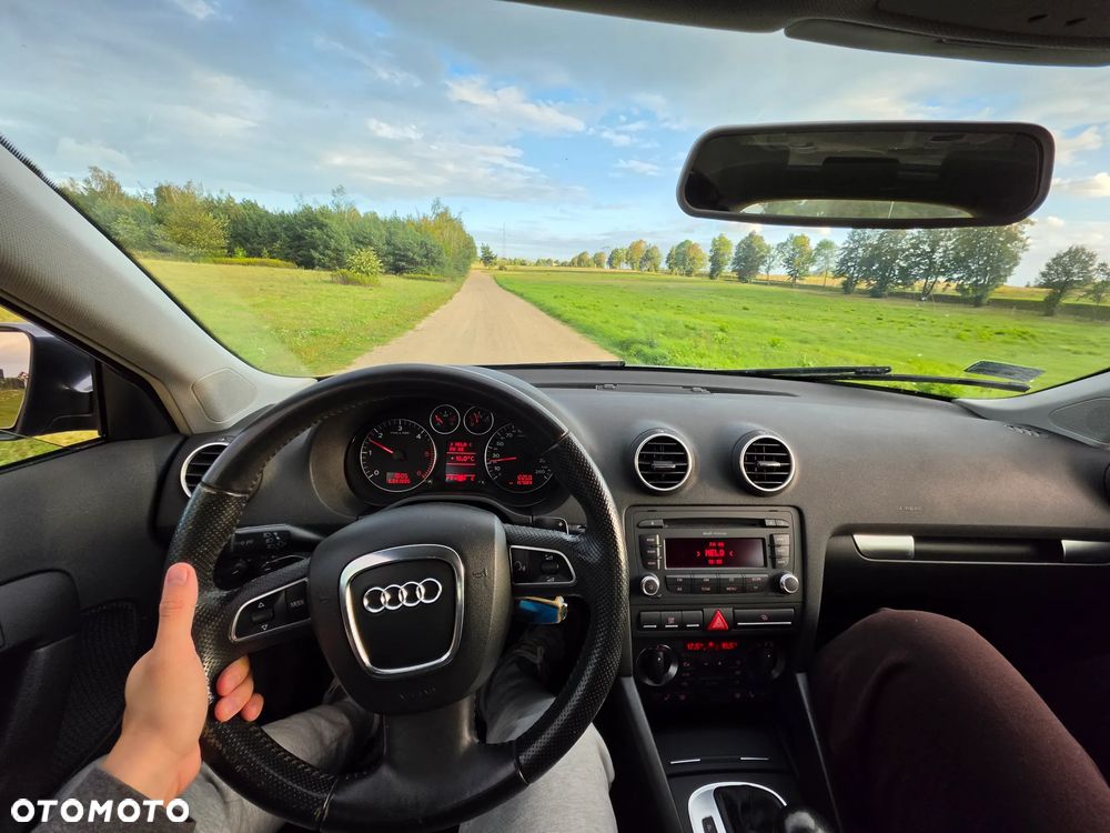Audi A3 Sportback 2.0 TDI DPF (DSG) S tronic Ambition - 14