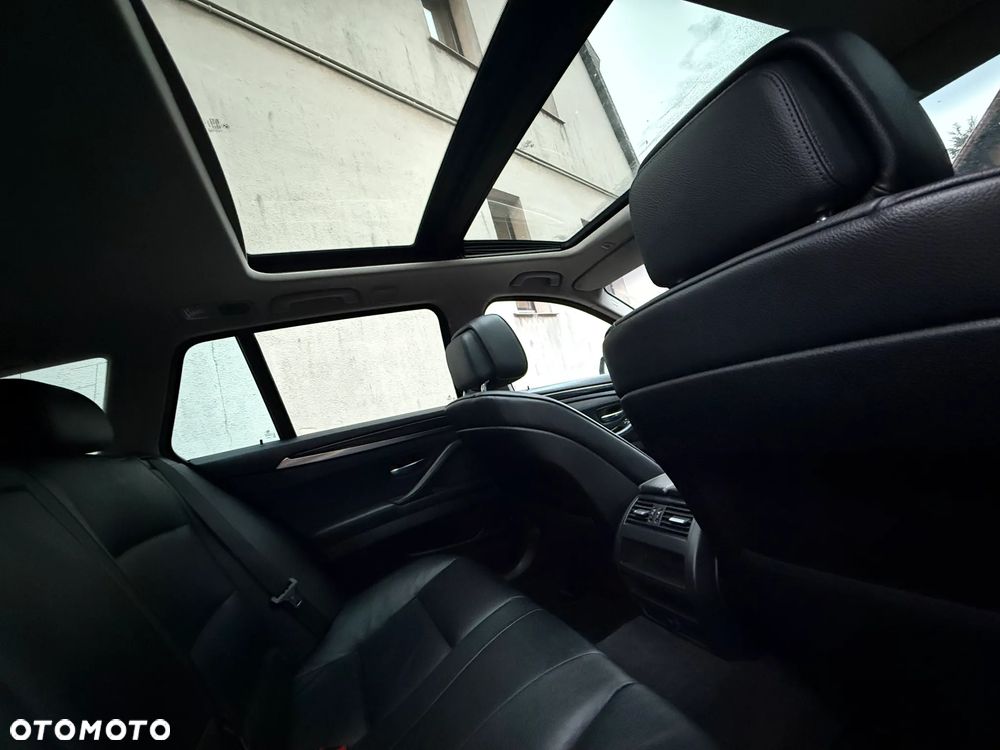 BMW Seria 5 520d Luxury Line - 21
