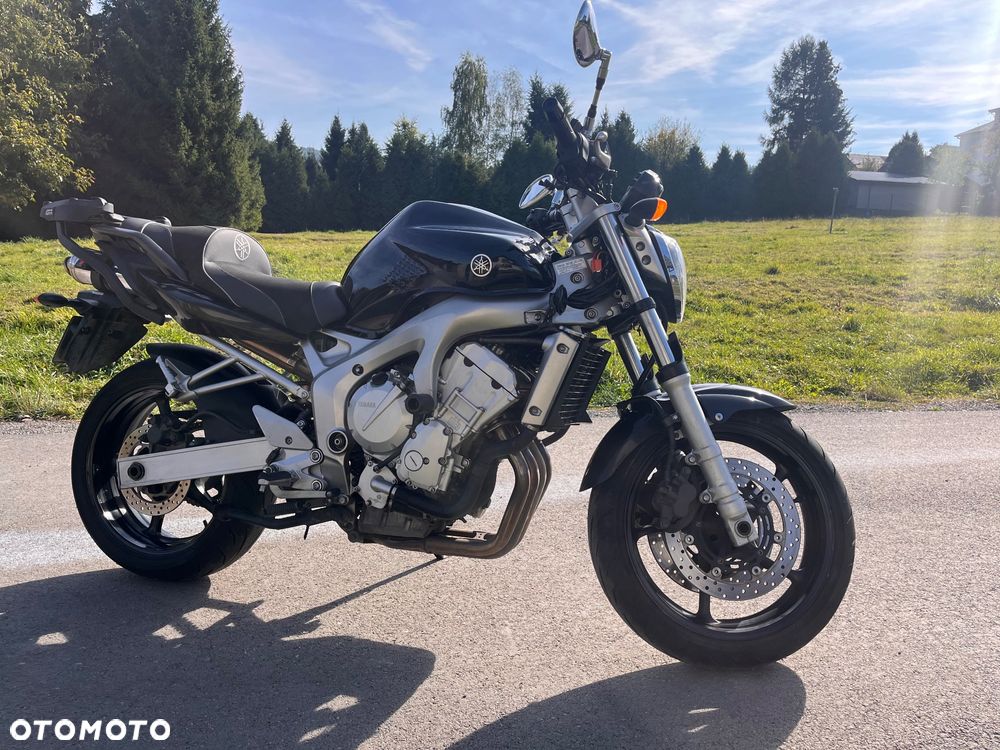 Yamaha FZ6 - 18