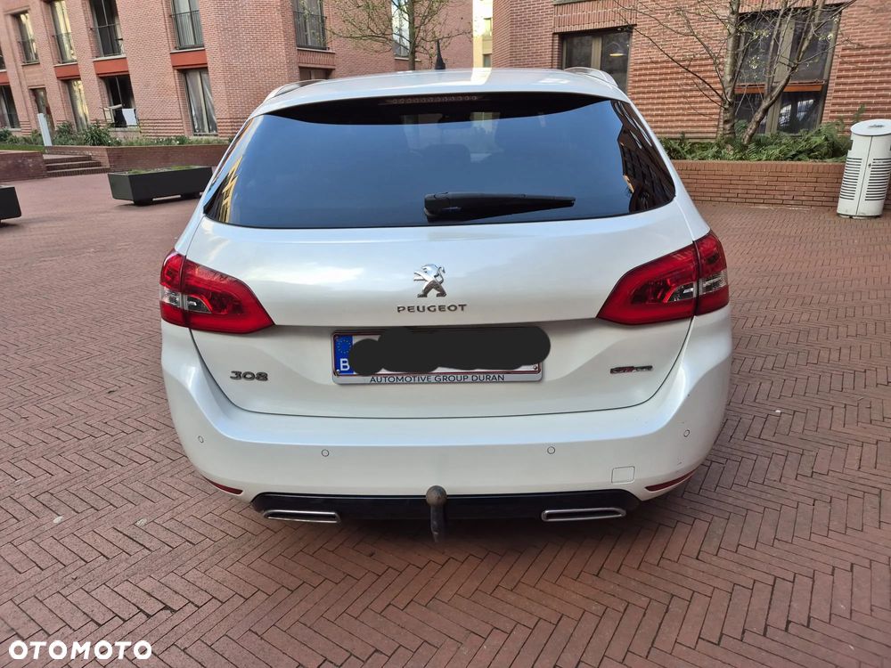 Peugeot 308 - 4
