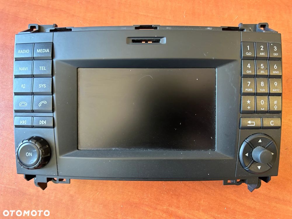 RADIO NAWIGACJA A9069000104 MERCEDES SPRINTER 906 - 1