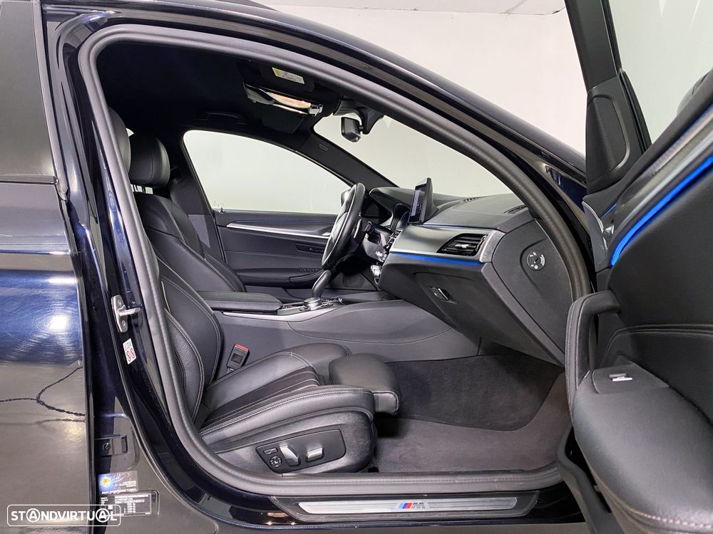 BMW 530 e Pack Desportivo M - 20