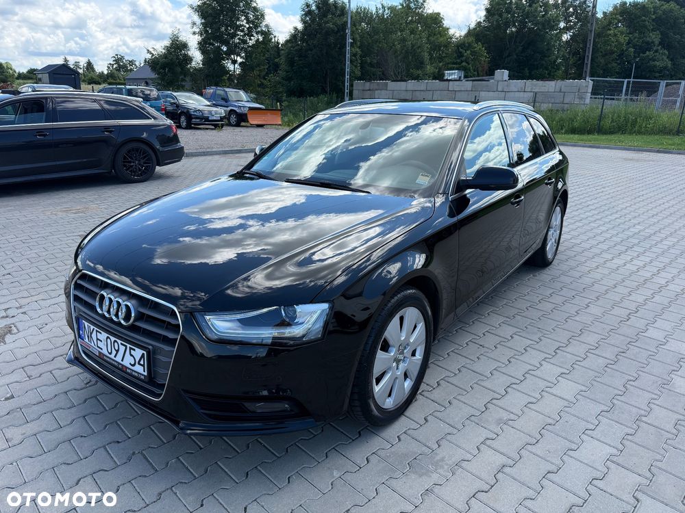 Audi A4 Avant 2.0 TDI ultra design - 2