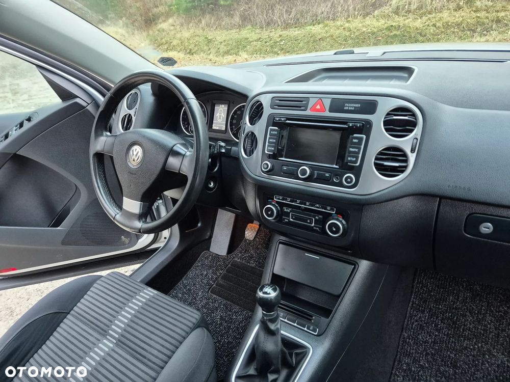 Volkswagen Tiguan 2.0 TDI Perfectline - 18