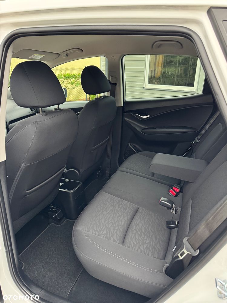 Hyundai ix20 1.4 Premium blue - 16