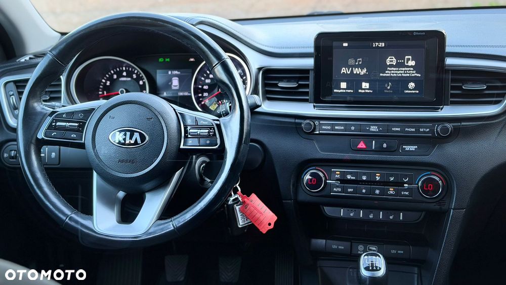 Kia Ceed 1.4 T-GDI OPF Platinum Edition - 18