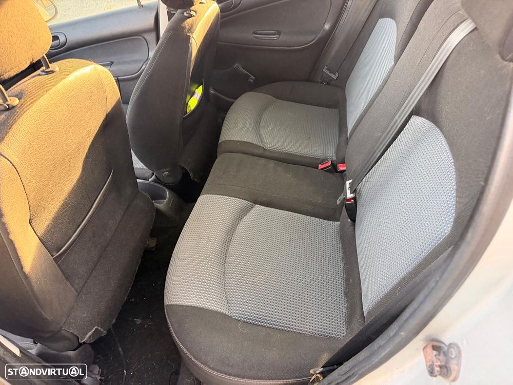 Peugeot 206 1.1 XR - 10