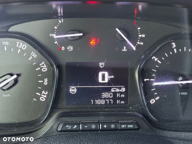 Opel VIVARO - 10