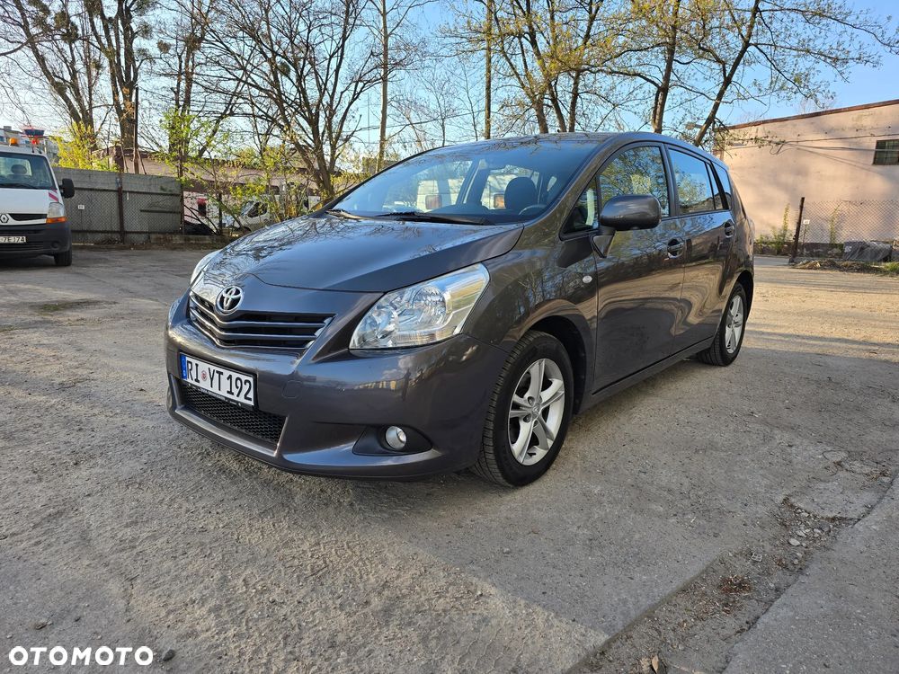 Toyota Verso 1.8 7-Sitzer Comfort - 1