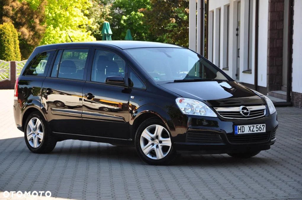 Opel Zafira 1.8 Cosmo - 18