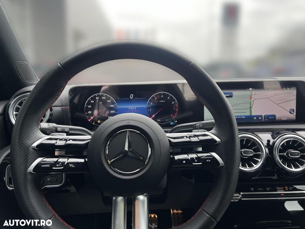Mercedes-Benz A 200 MHEV 7G-DCT - 12