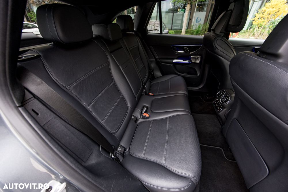 Mercedes-Benz GLC 300 d 4MATIC MHEV - 16