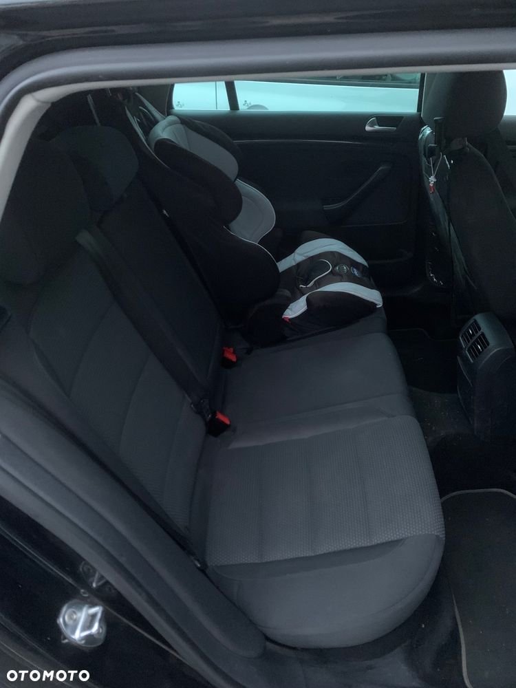 Volkswagen Golf 1.6 TDI DPF Team - 11