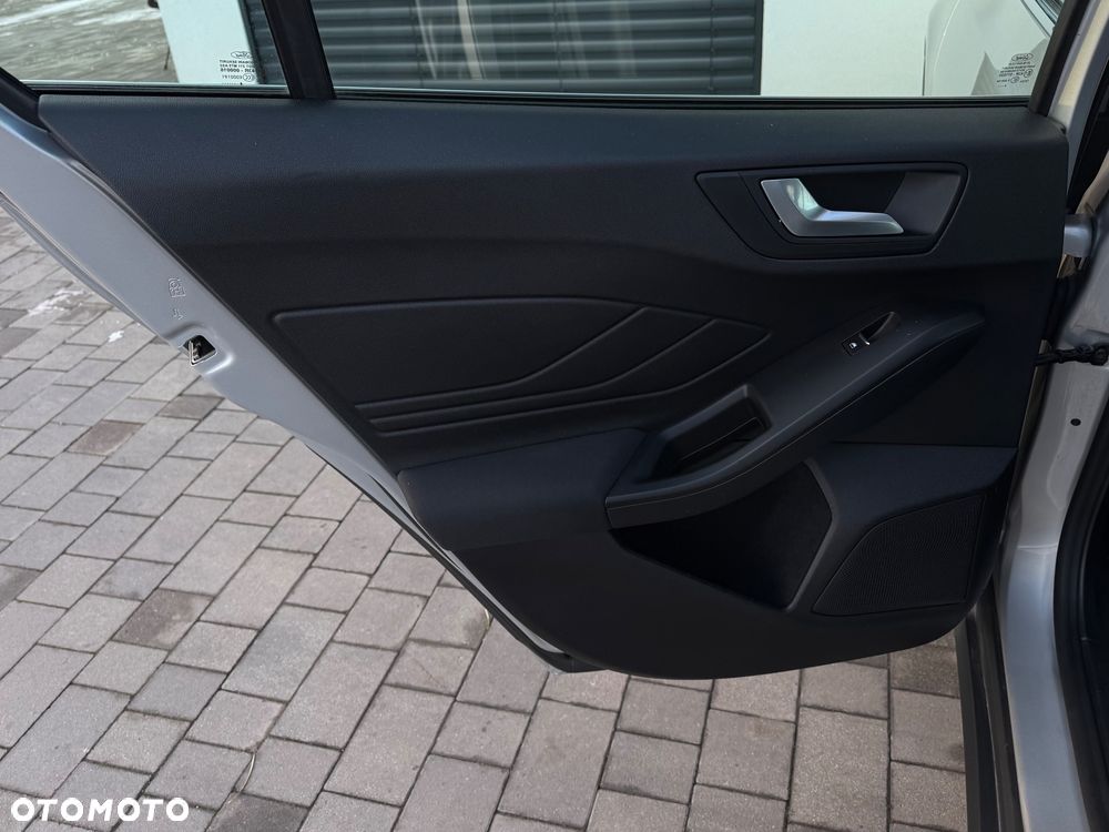 Ford Focus SW 1.5 TDCi Trend - 33