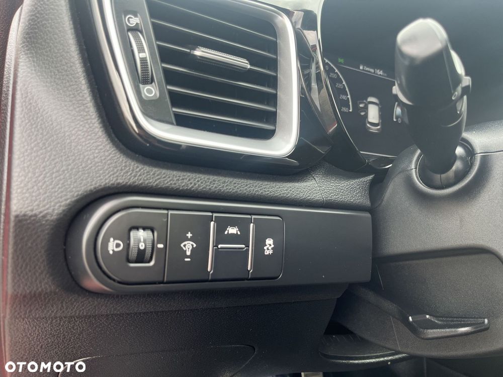 Kia ProCeed 1.6 T-GDI GT DCT - 21