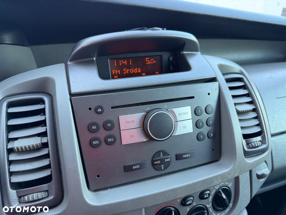 Opel Vivaro LONG - 29