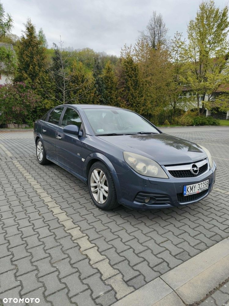 Opel Vectra 1.9 CDTI Sport / GTS ActiveSelect - 1