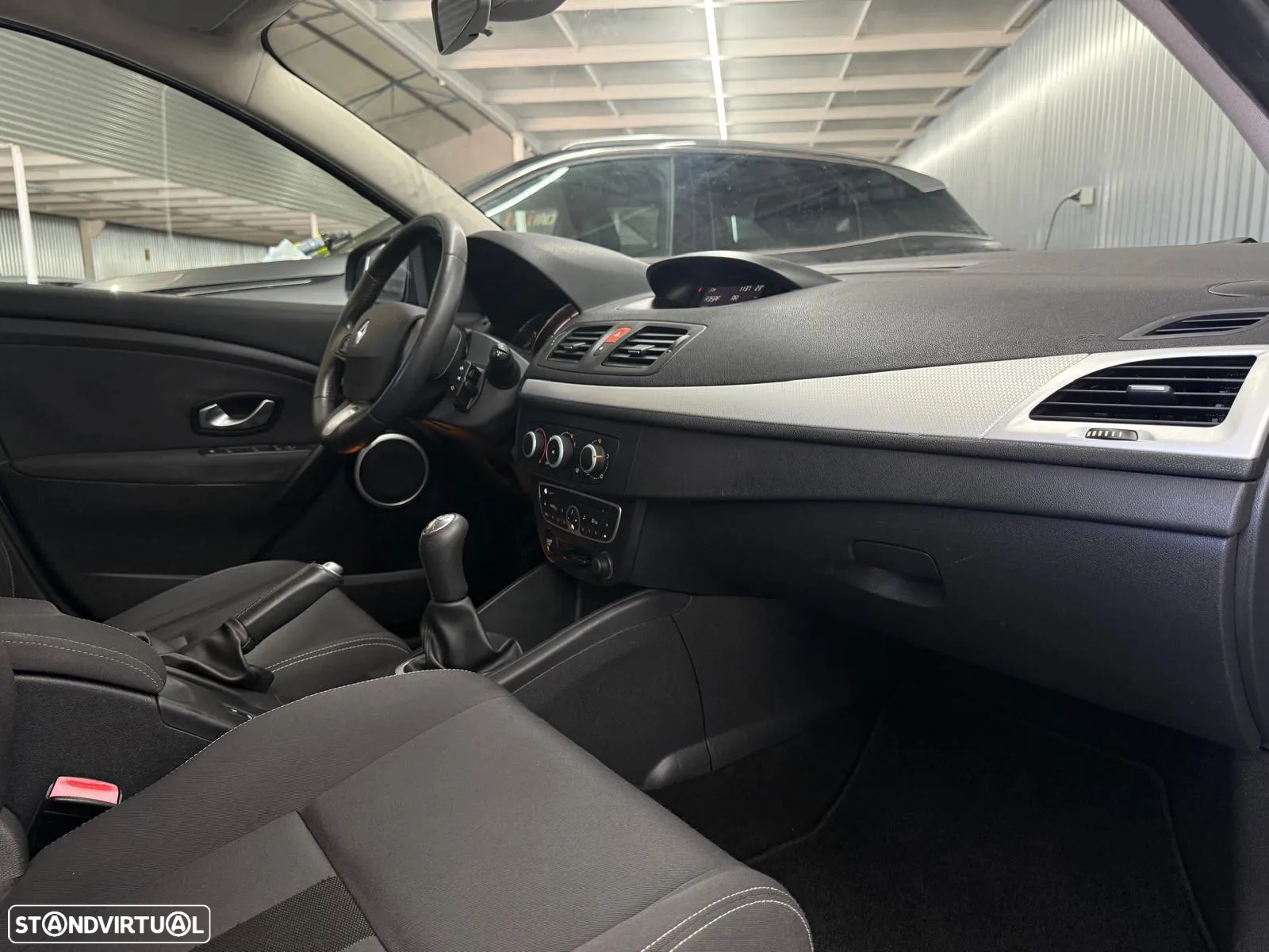 Renault Mégane Sport Tourer 1.5 dCi Dynamique - 12