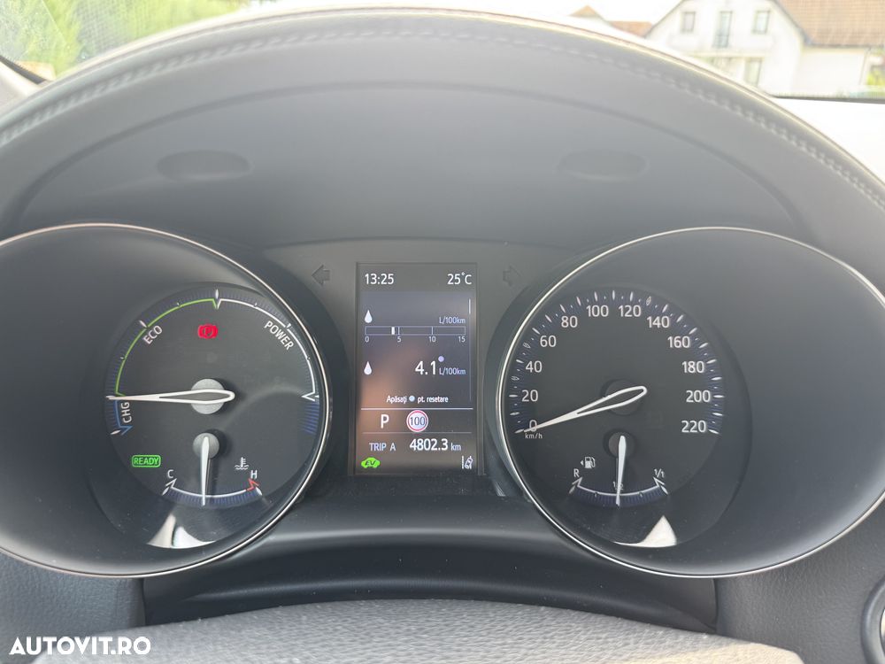Toyota C-HR Hybrid Business-Edition - 28
