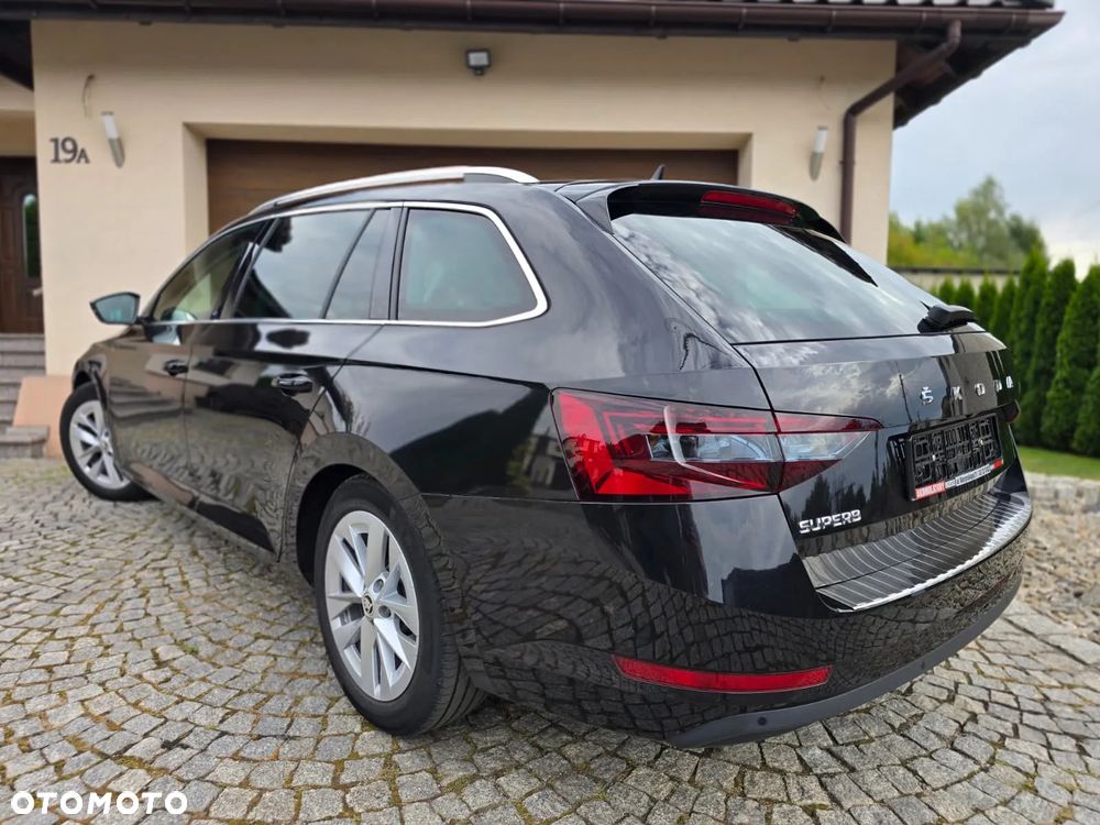 Skoda Superb 2.0 TDI DSG Style - 8