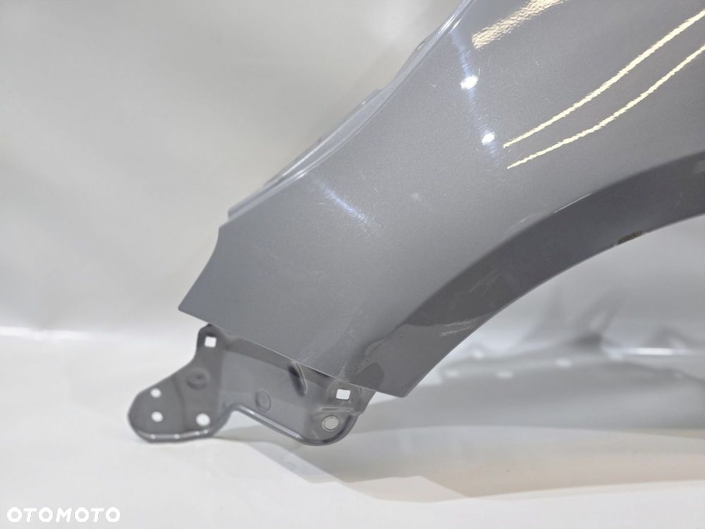 BŁOTNIK PRZÓD LEWY TOYOTA COROLLA E21 19r HB KOMBI - 3