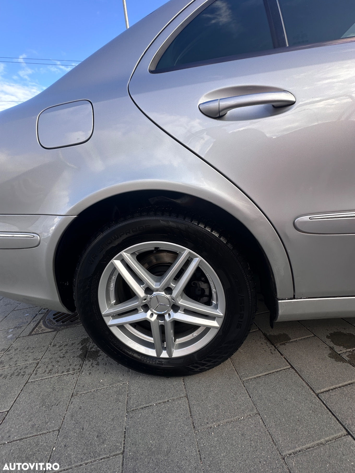 Mercedes-Benz E - 9