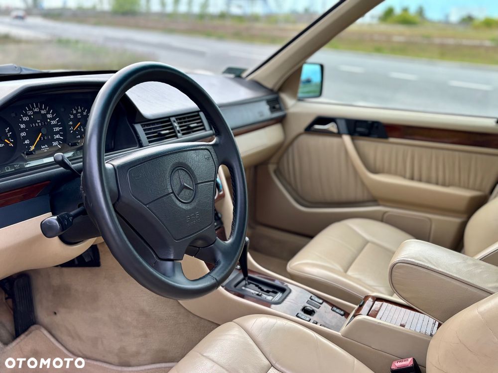 Mercedes-Benz W124 (1984-1993) - 8