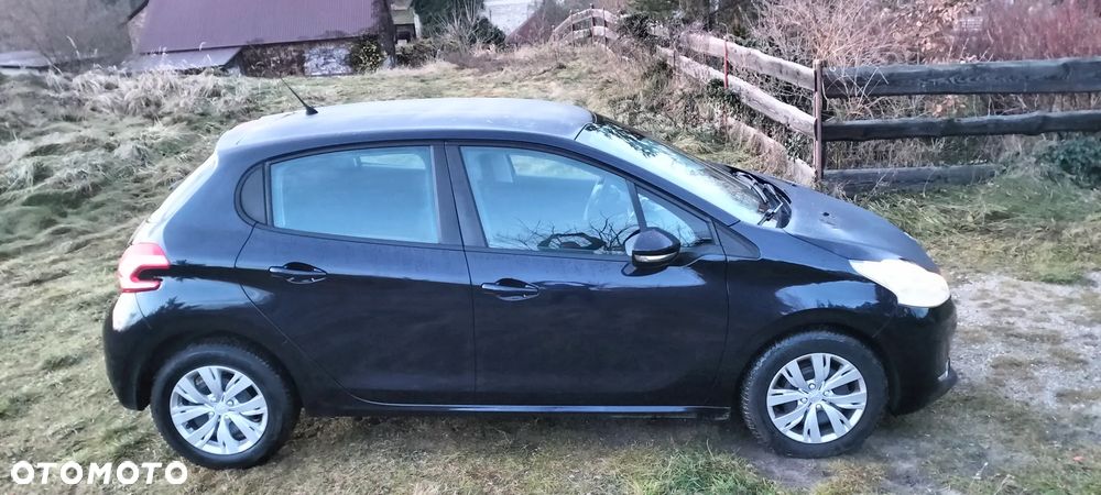 Peugeot 208 PureTech 82 Start & Stop Allure - 21