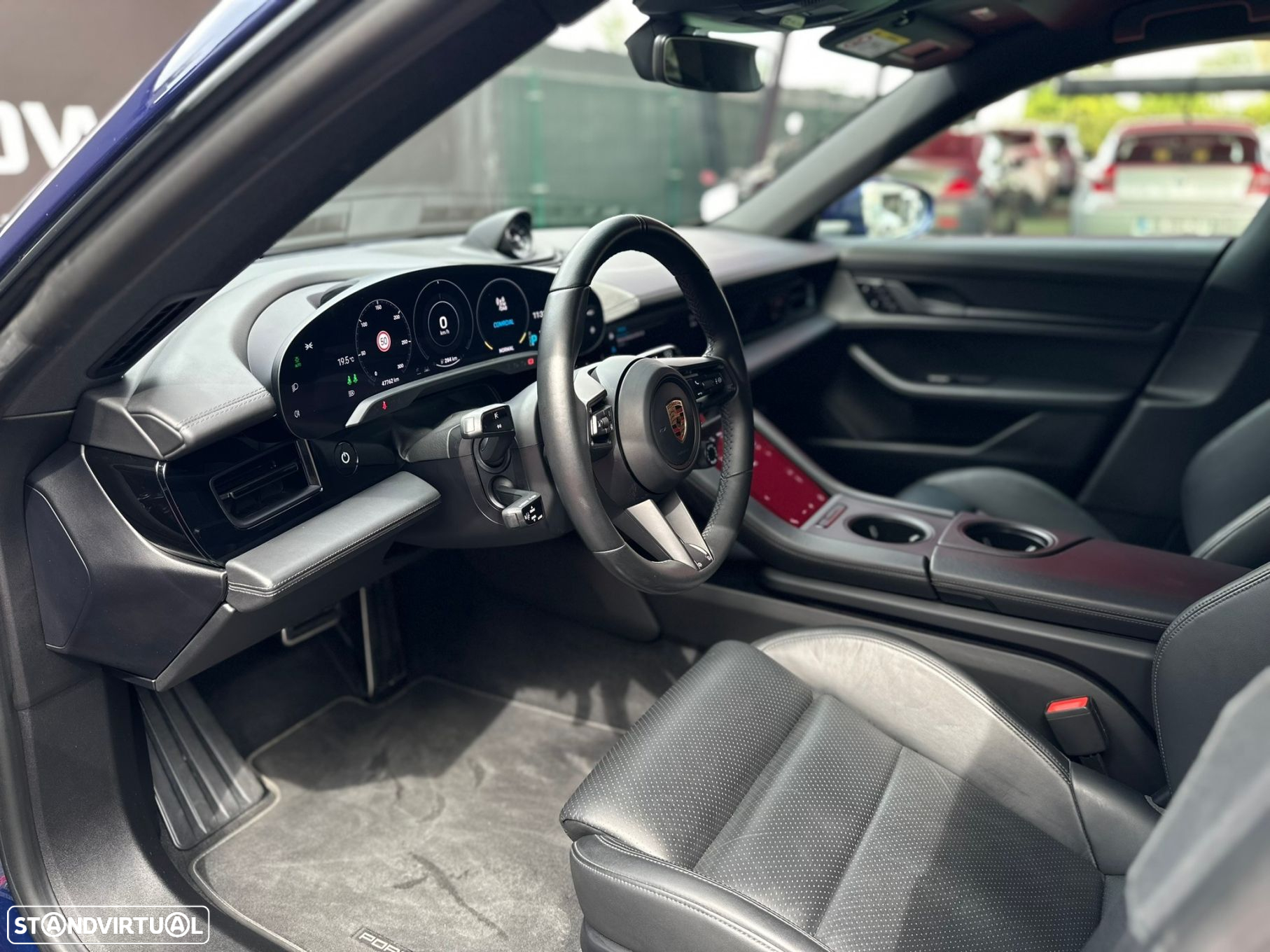 Porsche Taycan 4S - 27