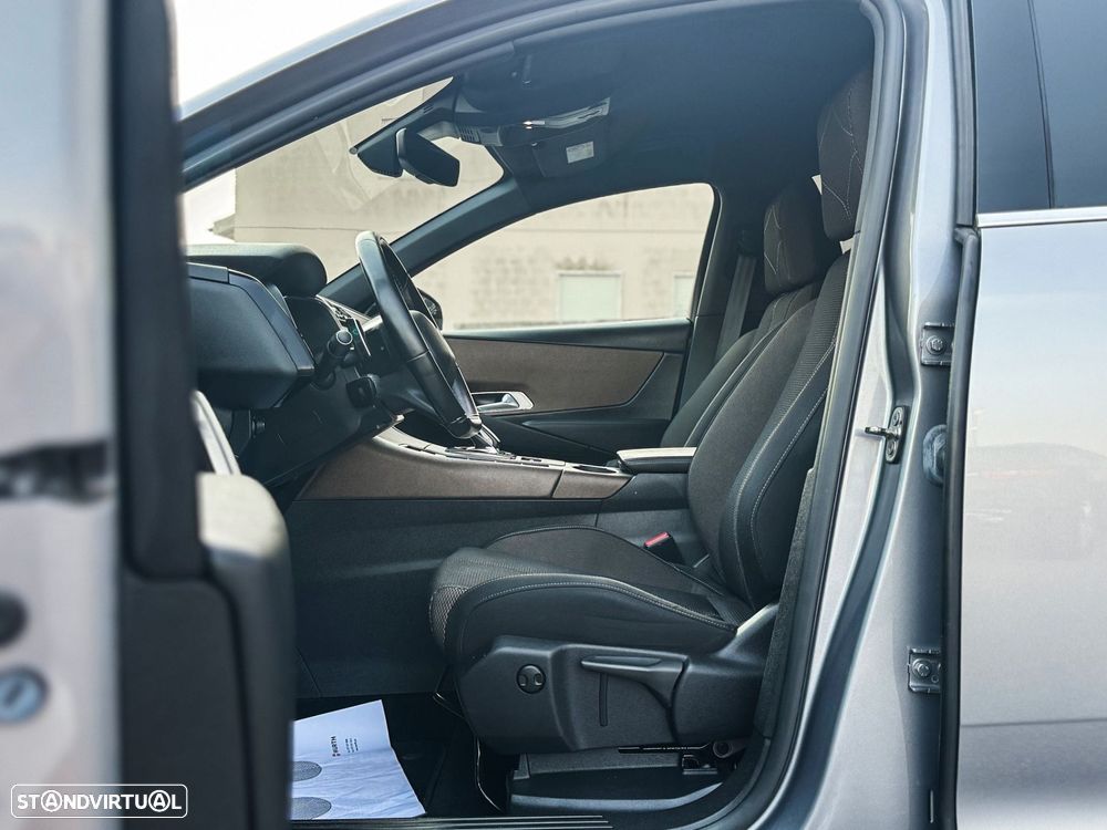 DS DS7 Crossback - 8