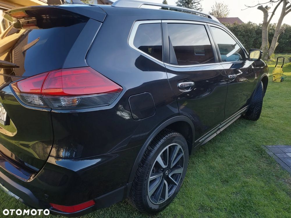 Nissan X-Trail 2.0 dCi Tekna 4WD Xtronic - 17