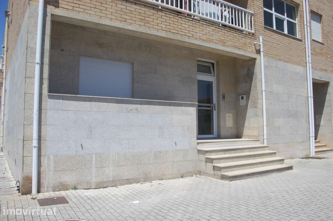 Exclusivo Apartamento T3 a 50 Metros da Praia - Grande imagem: 2/8