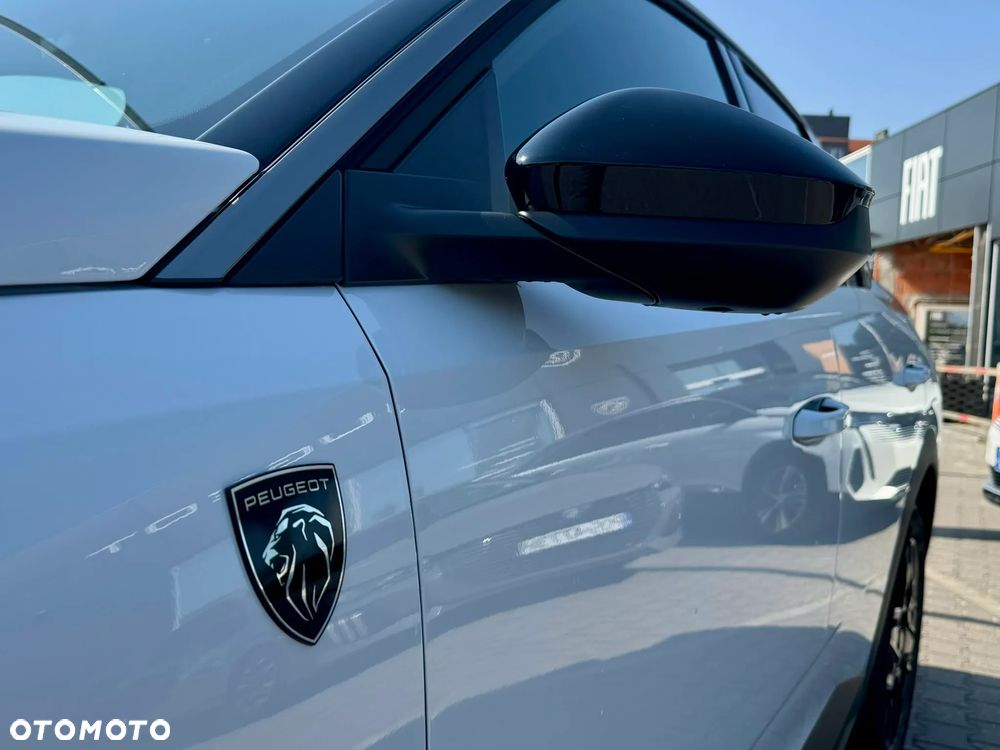 Peugeot 3008 1.6 PureTech Hybrid PHEV Allure Pack S&S EAT8 - 10