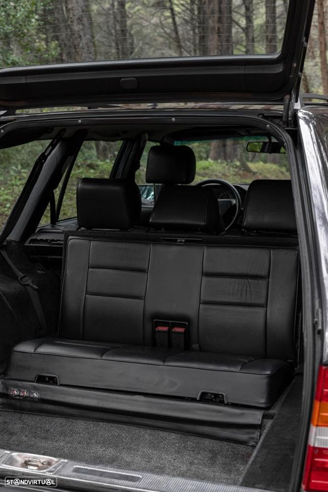 Mercedes-Benz E 220 Standard - 17
