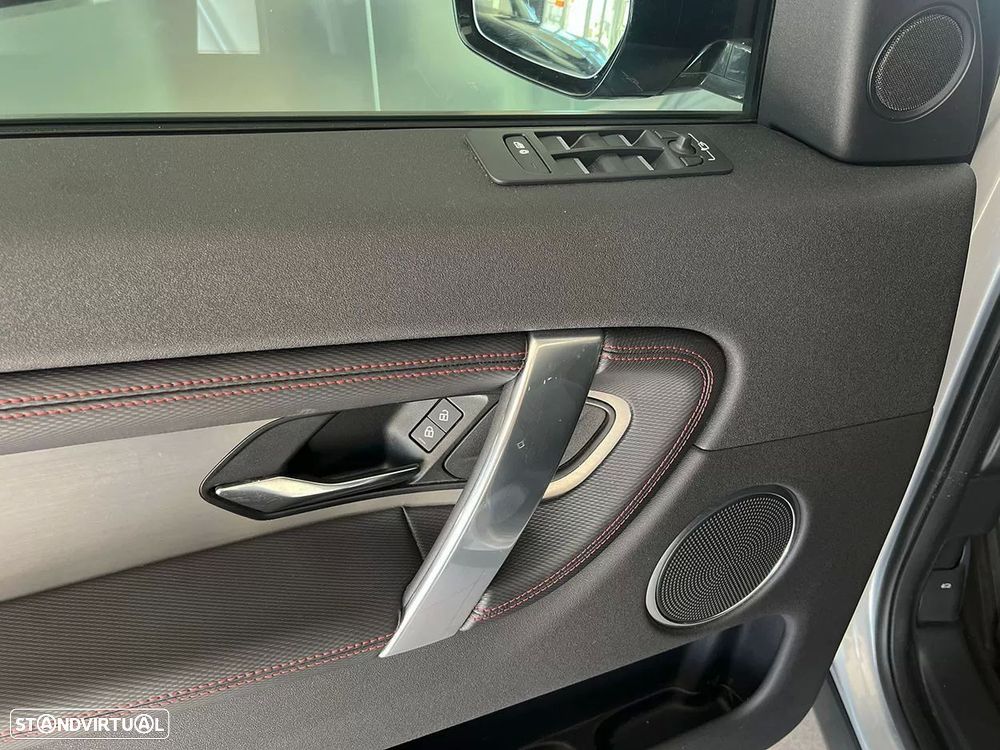 Land Rover Discovery Sport - 23