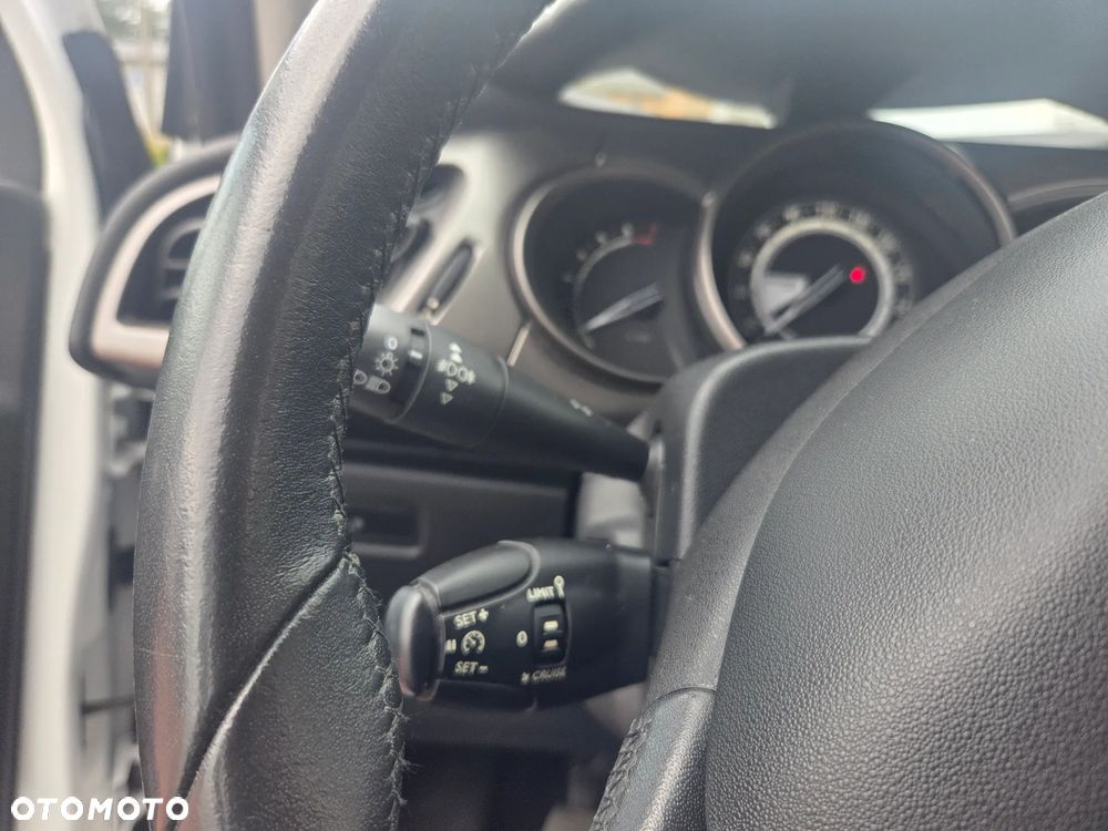 Citroën C3 1.2 VTi Exclusive - 25